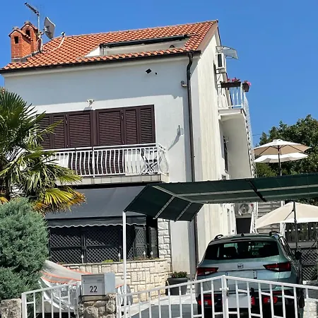 Apartment Casa Njivice